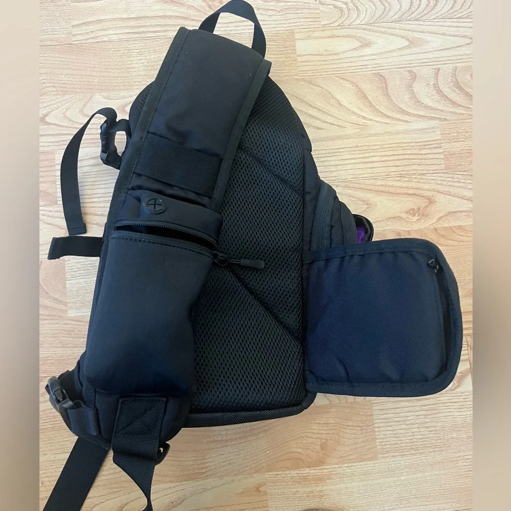DSLR Camera Backpack - Picture 6 of 6